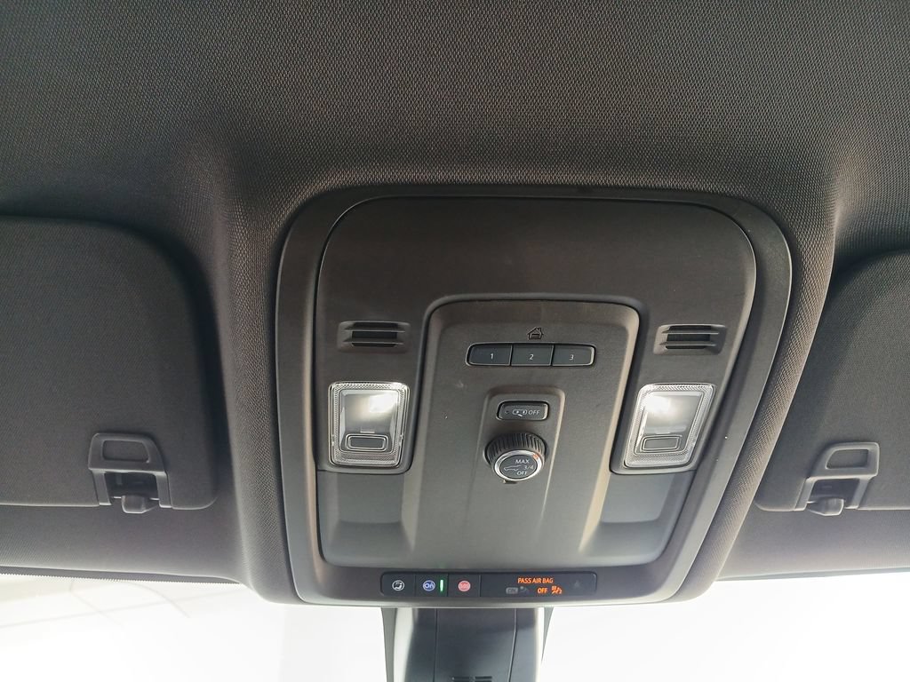Certified 2021 Chevrolet Suburban Z71 AWD/4WD image 14