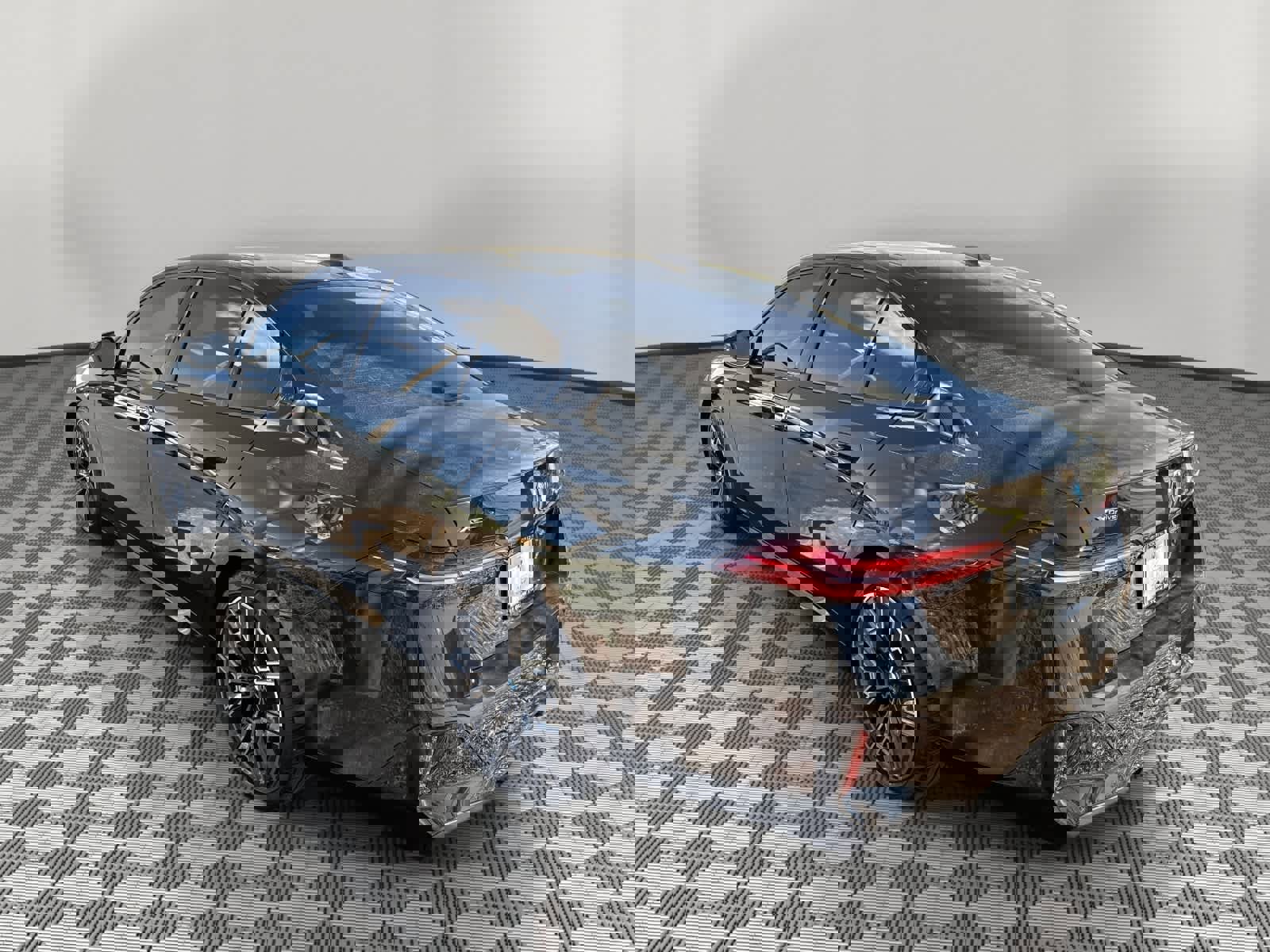 Certified 2026 BMW 530i xDrive w/ M Sport Package image 3