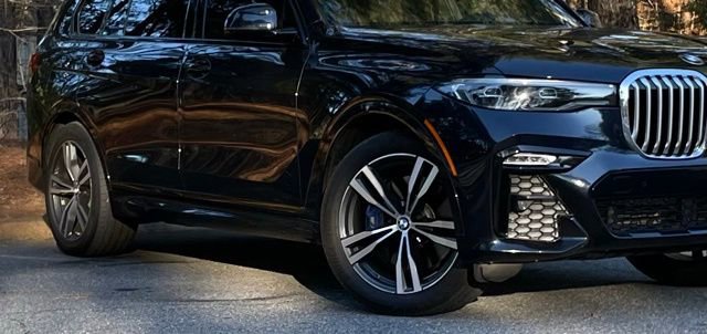 Used 2022 BMW X7 xDrive40i w/ M Sport Package image 10