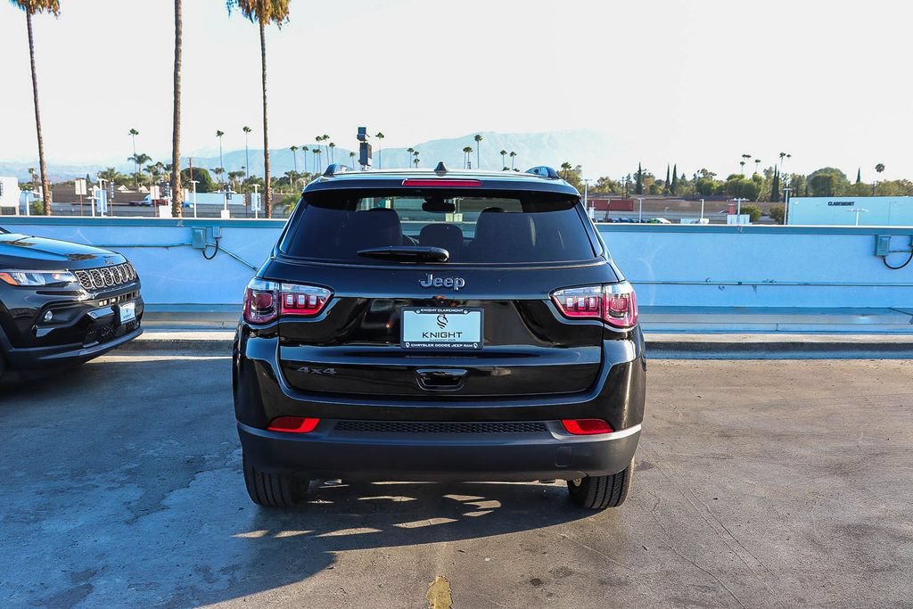 New 2026 Jeep Compass Latitude AWD/4WD image 8
