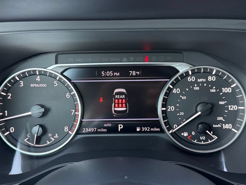 Used 2025 Nissan Pathfinder S AWD/4WD image 13