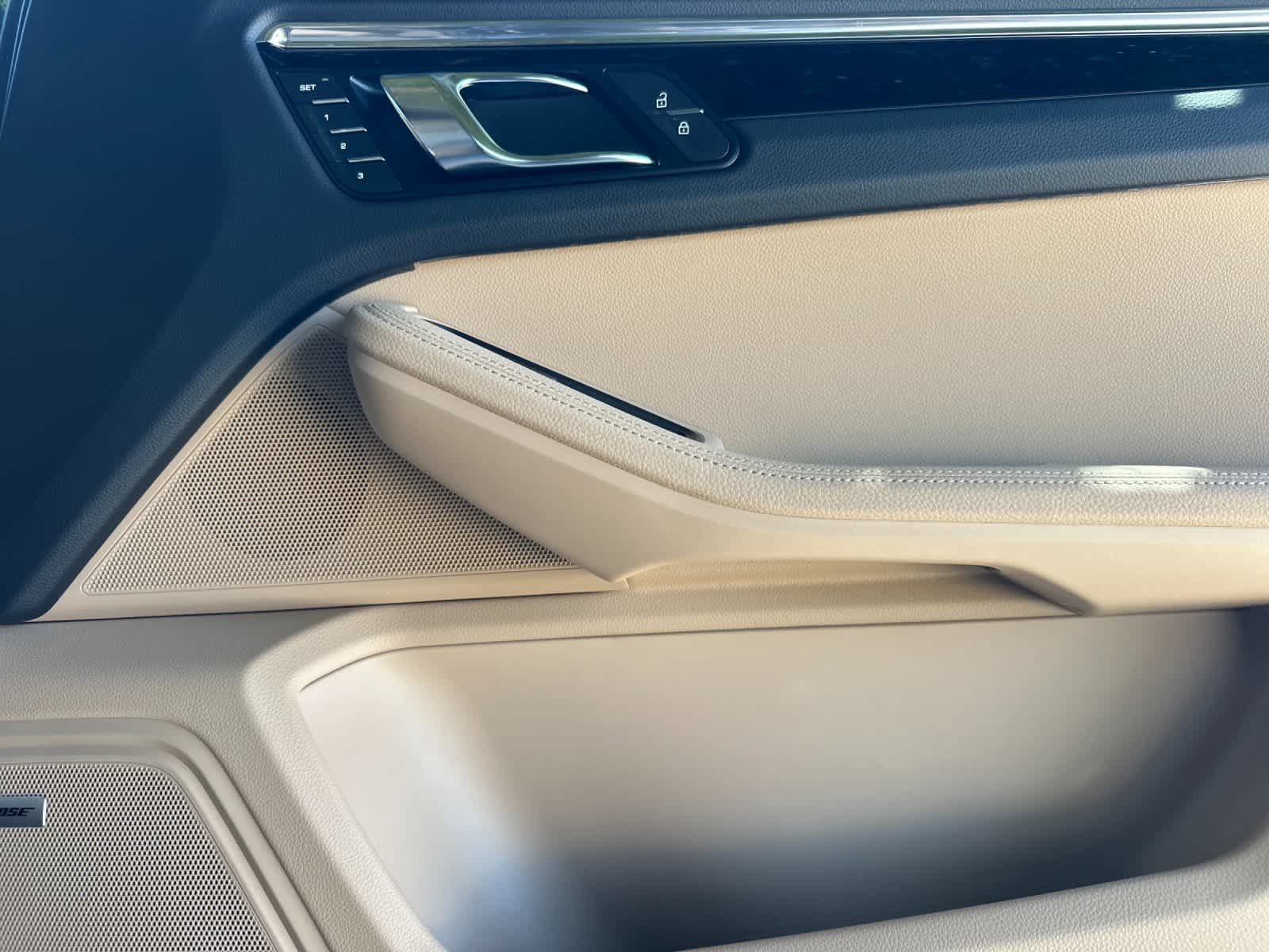 New 2026 Porsche Macan AWD/4WD image 19