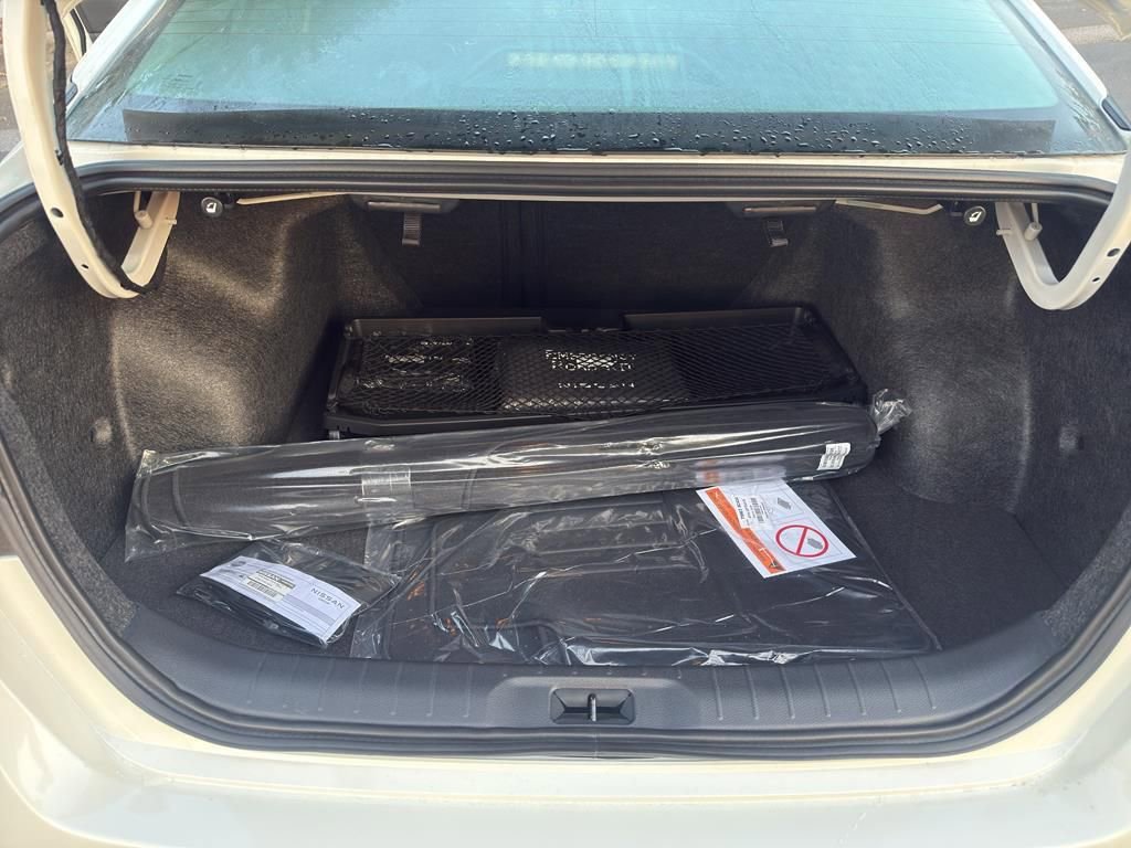 New 2025 Nissan Altima 2.5 SV w/ SV Premium Package image 31