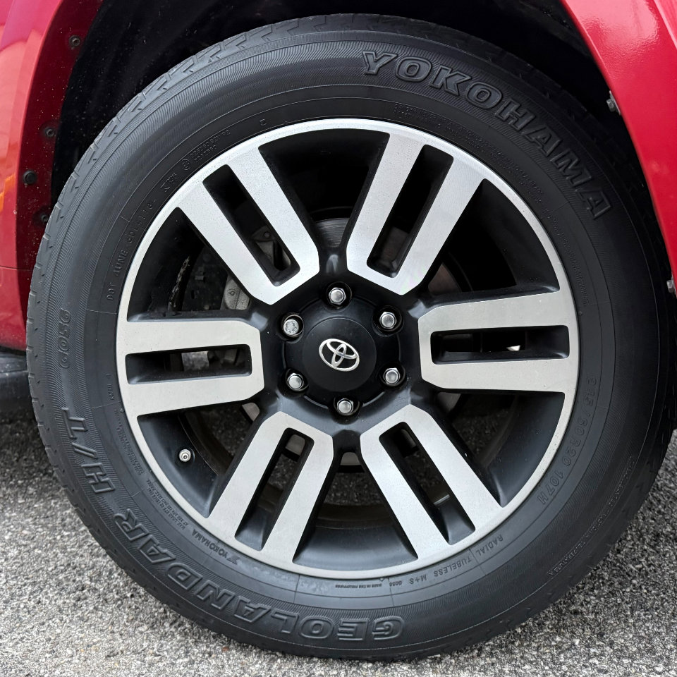 Used 2016 Toyota 4Runner Limited image 23