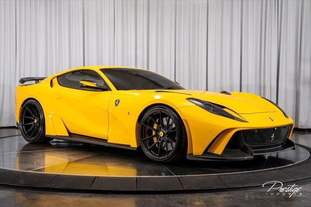 Used 2018 Ferrari 812 Superfast RWD image 34