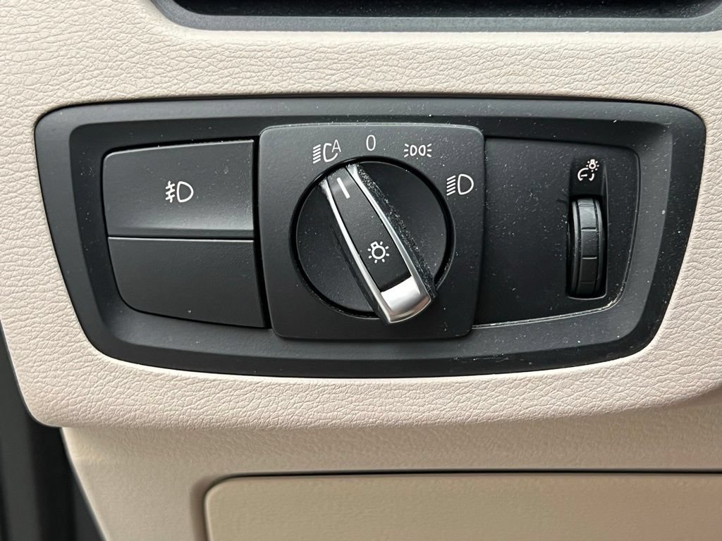 Used 2019 BMW X1 sDrive28i w/ Convenience Package FWD image 20