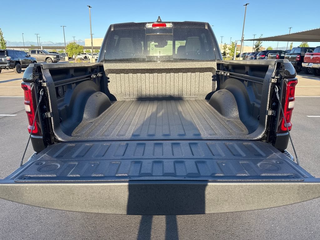 New 2027 RAM 1500 Laramie w/ Night Edition AWD/4WD image 29