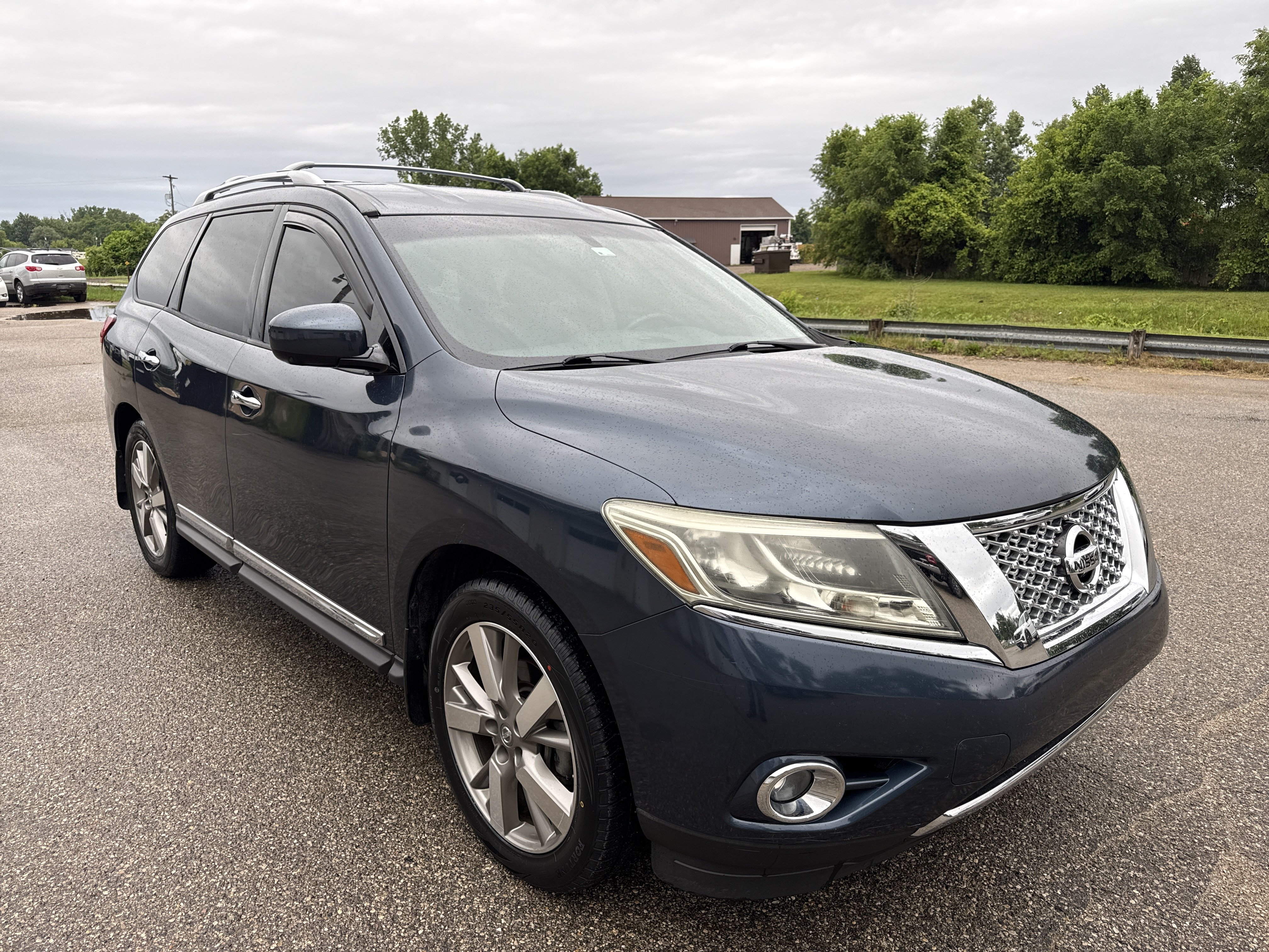 Used 2014 Nissan Pathfinder Platinum