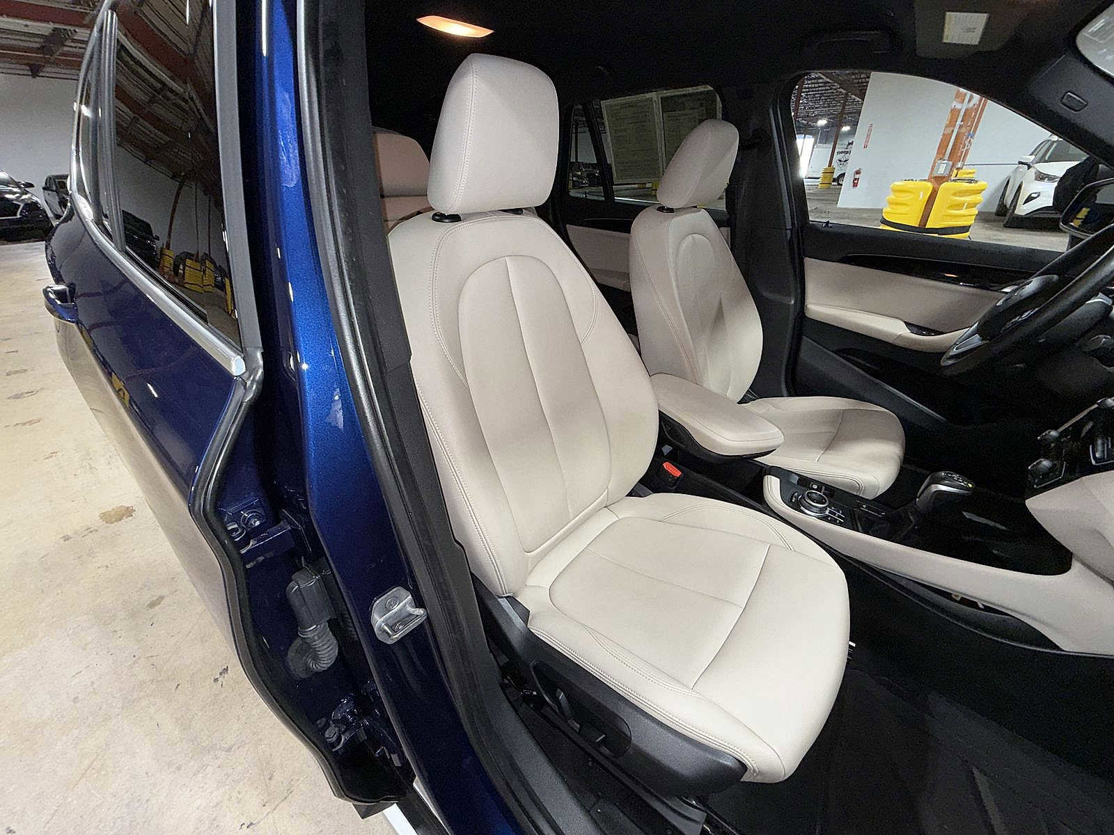 Used 2019 BMW X1 xDrive28i image 16