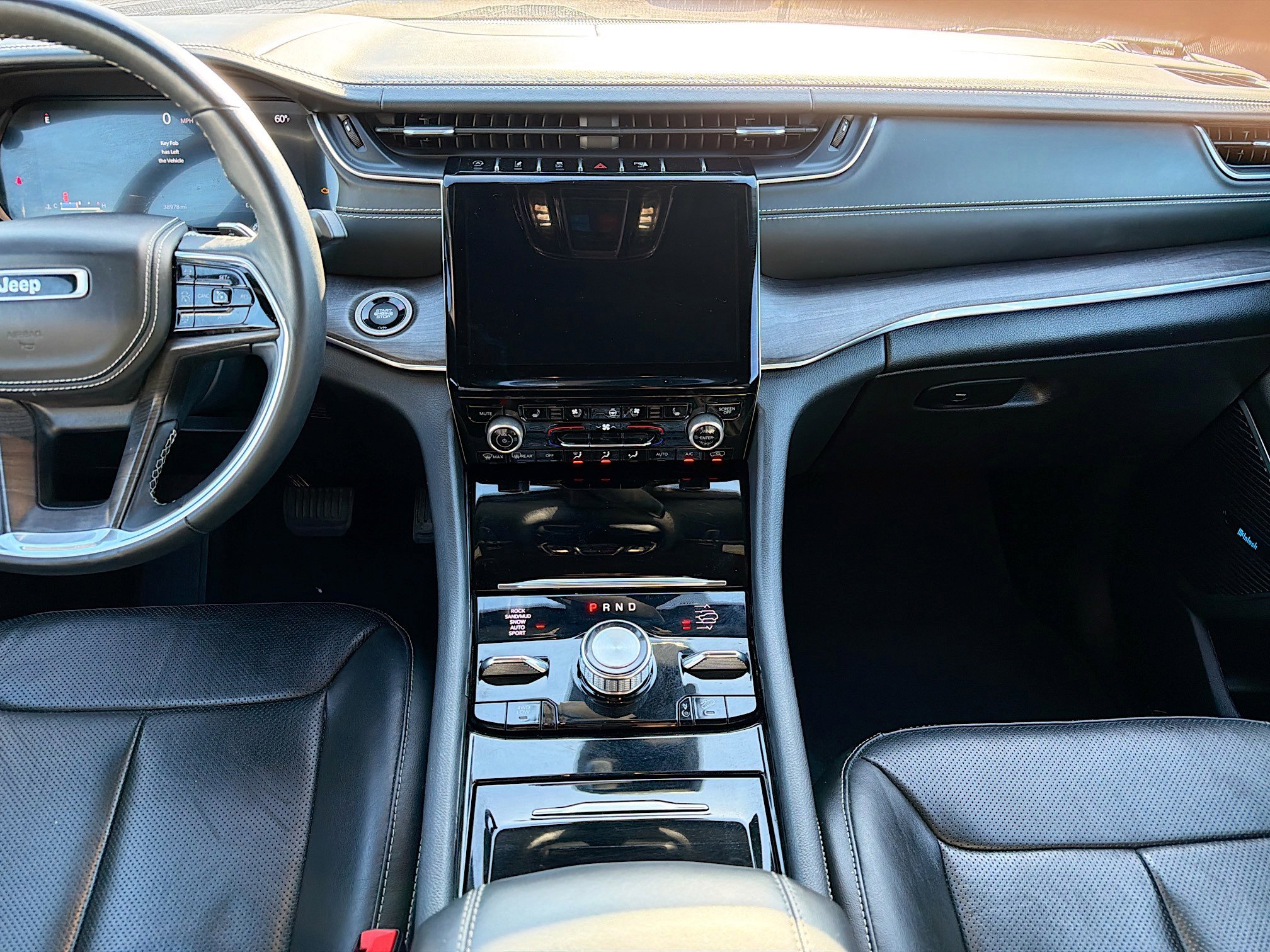Used 2022 Jeep Grand Cherokee L Overland image 21