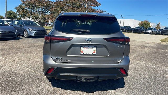 New 2026 Toyota Highlander XLE image 6
