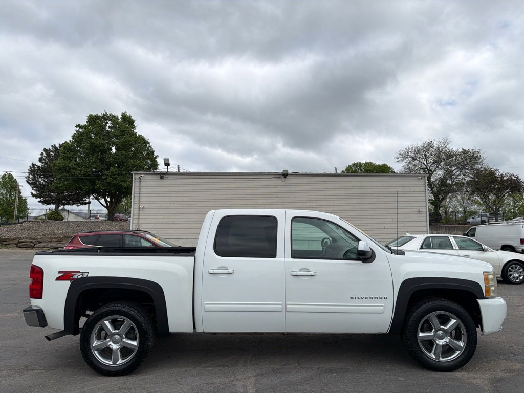 Used 2012 Chevrolet Silverado 1500 LTZ w/ LTZ Plus Package AWD/4WD image 5