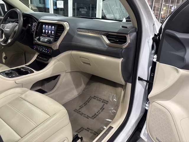 Used 2023 GMC Acadia Denali w/ Denali Ultimate Package AWD/4WD image 38