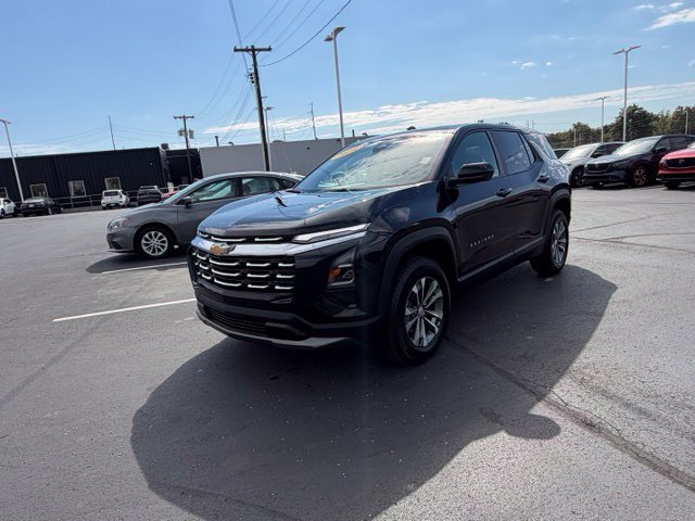 Used 2026 Chevrolet Equinox LT AWD/4WD image 16