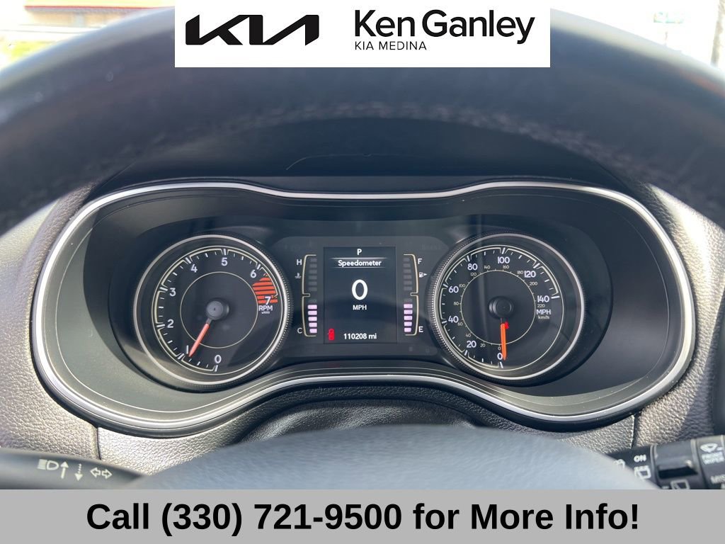 Used 2019 Jeep Cherokee Latitude Plus w/ Cold Weather Group image 32