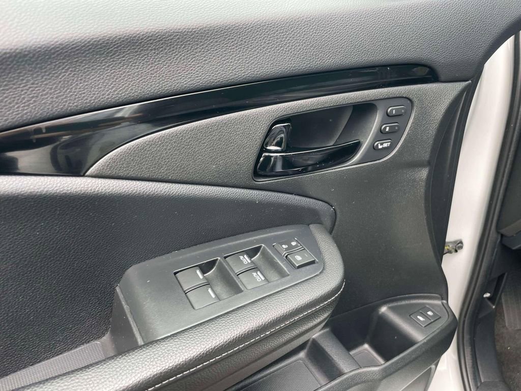 Certified 2022 Honda Passport Elite image 16