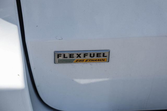 Used 2016 Chrysler Town & Country Touring FWD image 11