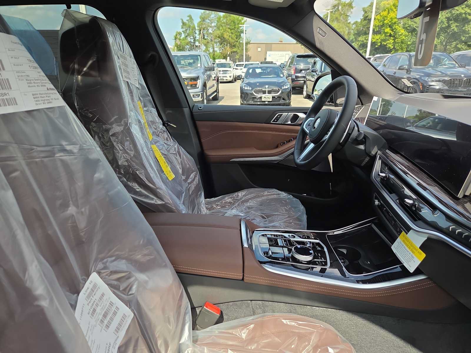 New 2026 BMW X5 xDrive40i w/ Executive Package AWD/4WD image 11