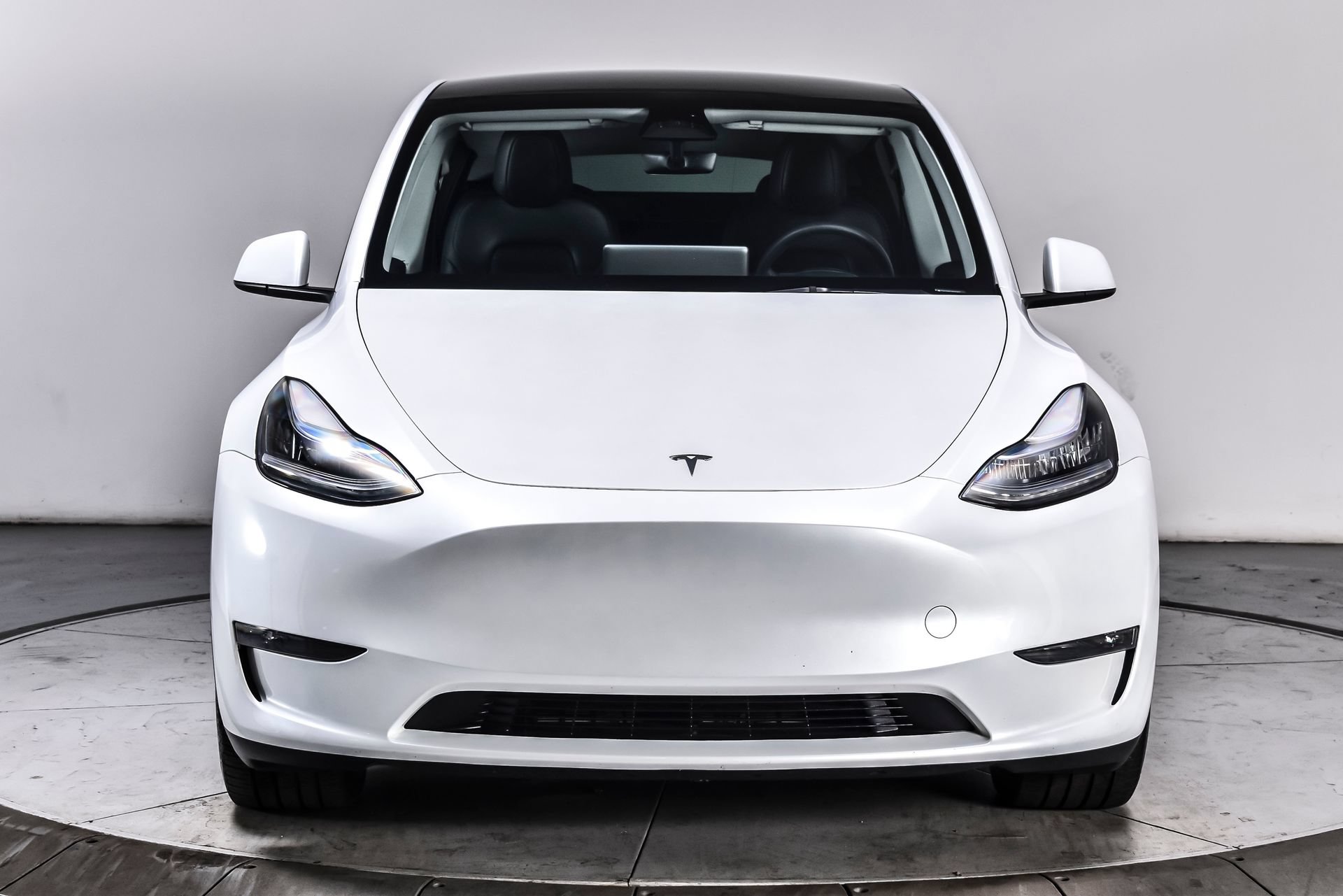 Used 2023 Tesla Model Y Long Range AWD/4WD image 8