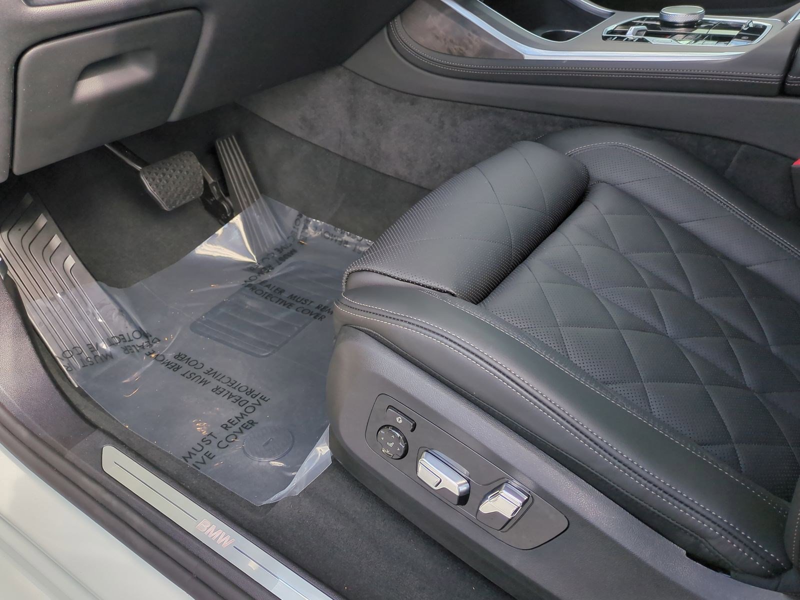 Used 2026 BMW X7 xDrive40i image 17