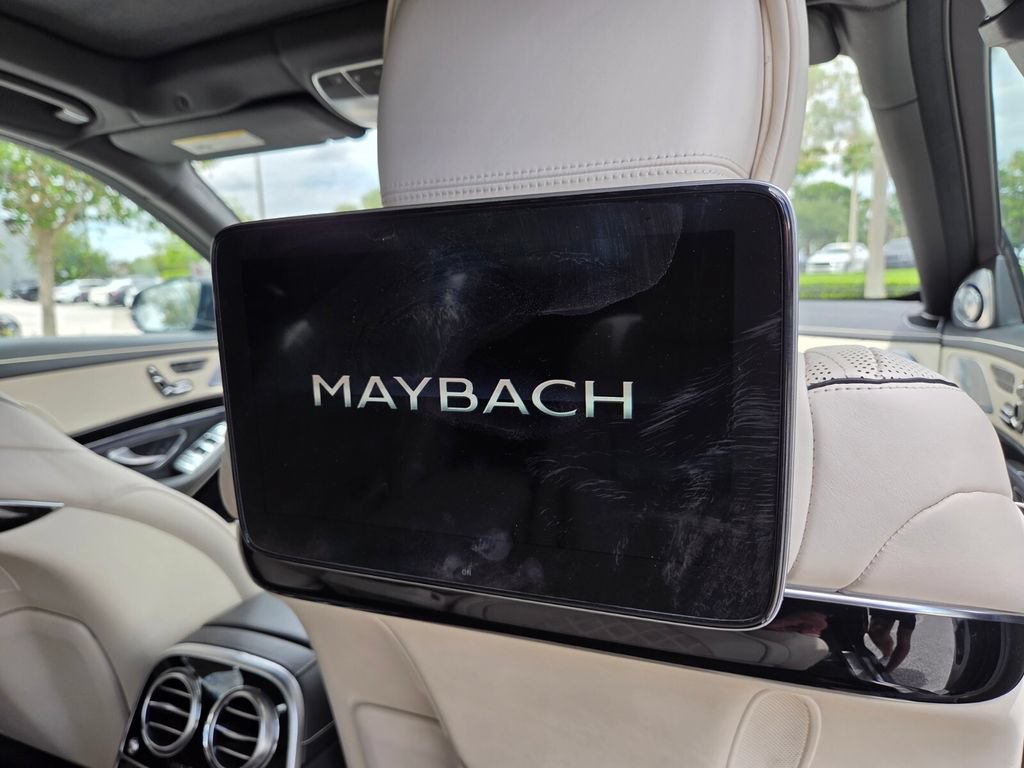 Used 2020 Mercedes-Benz Maybach S 650 image 19