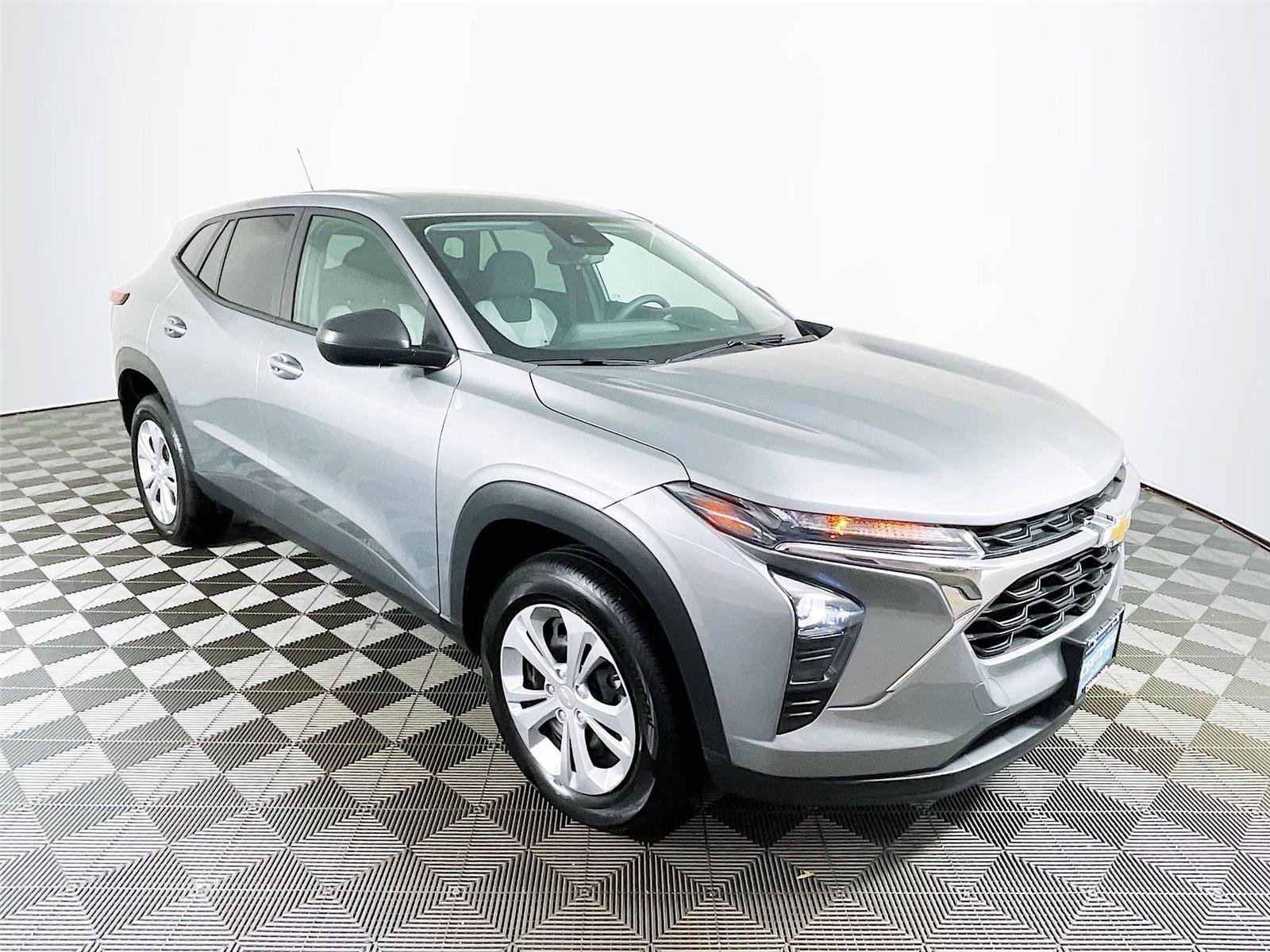 Certified 2025 Chevrolet Trax LS