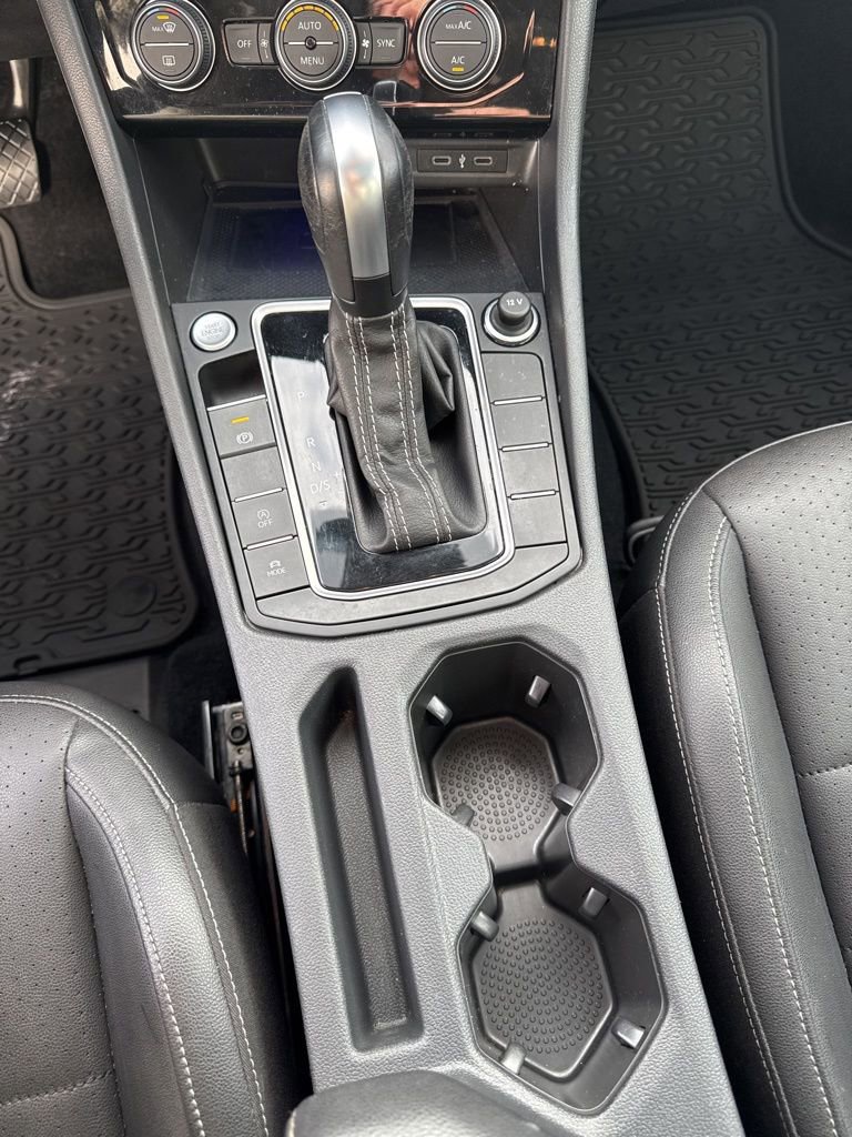 Used 2021 Volkswagen Jetta SEL image 24