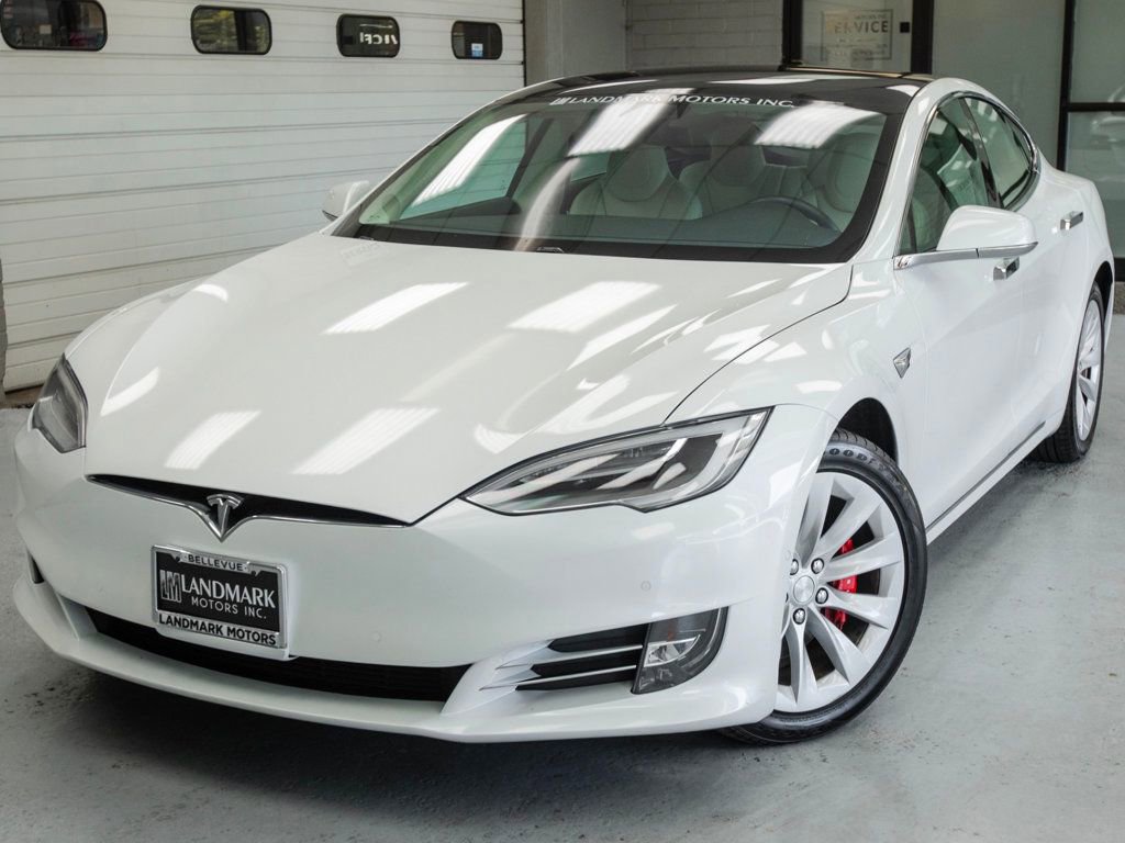 Used 2019 Tesla Model S Performance image 13