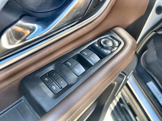 Used 2021 Chevrolet Tahoe High Country w/ Premium Package image 22