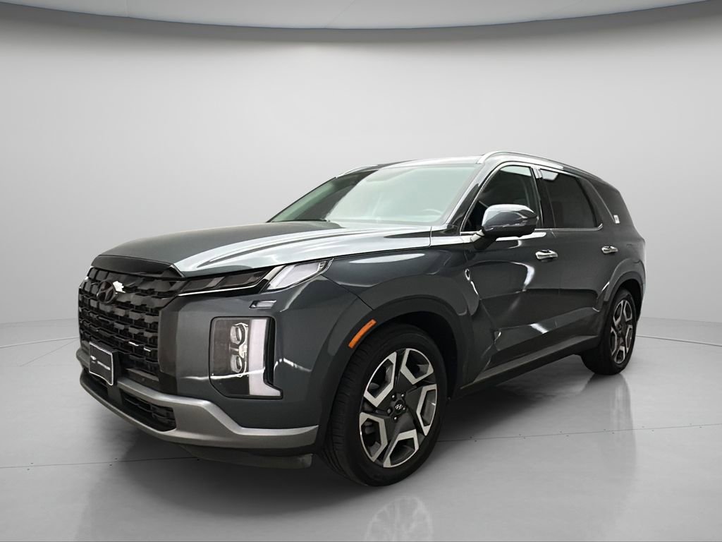 Used 2023 Hyundai Palisade Limited AWD/4WD image 2