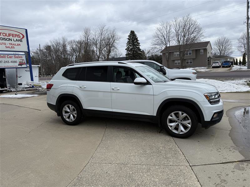 Used 2018 Volkswagen Atlas SE image 2