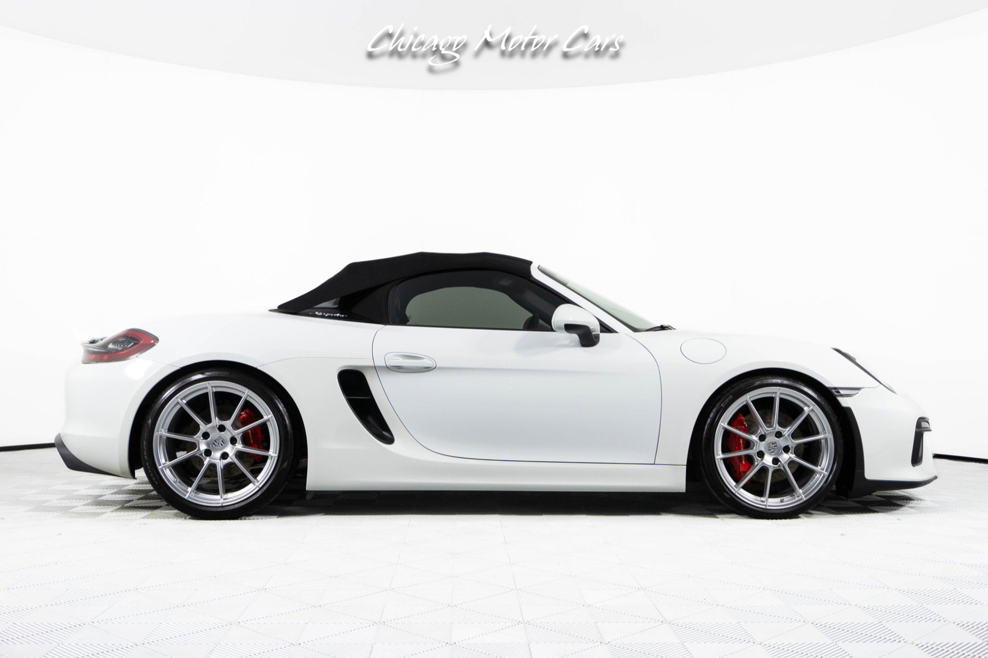 Used 2016 Porsche Boxster Spyder image 52