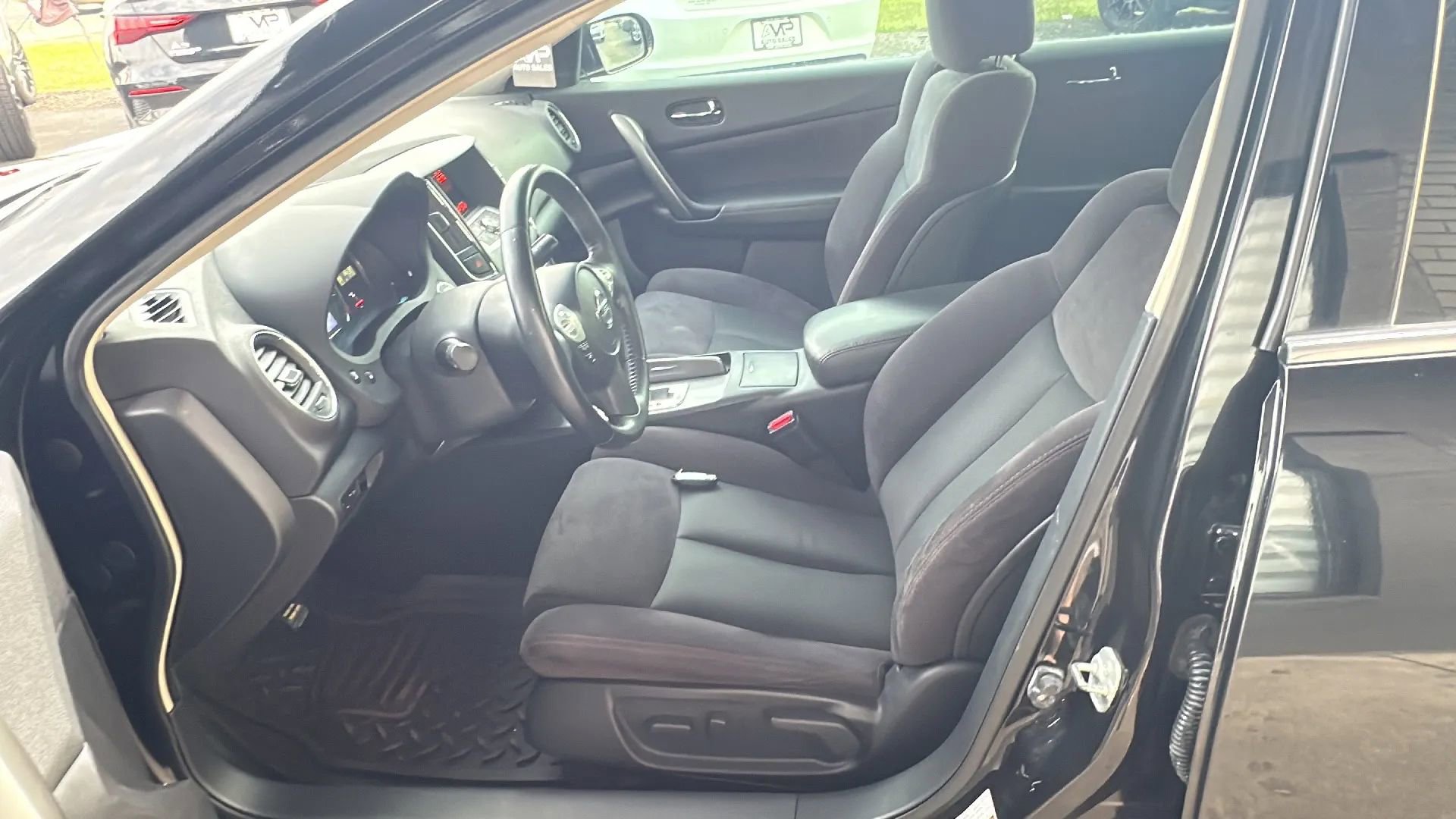 Used 2012 Nissan Maxima 3.5 S w/ Limited Edition Pkg FWD image 9