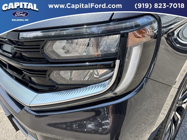 Certified 2025 Ford Expedition Max Platinum w/ Driver's Package AWD/4WD image 11