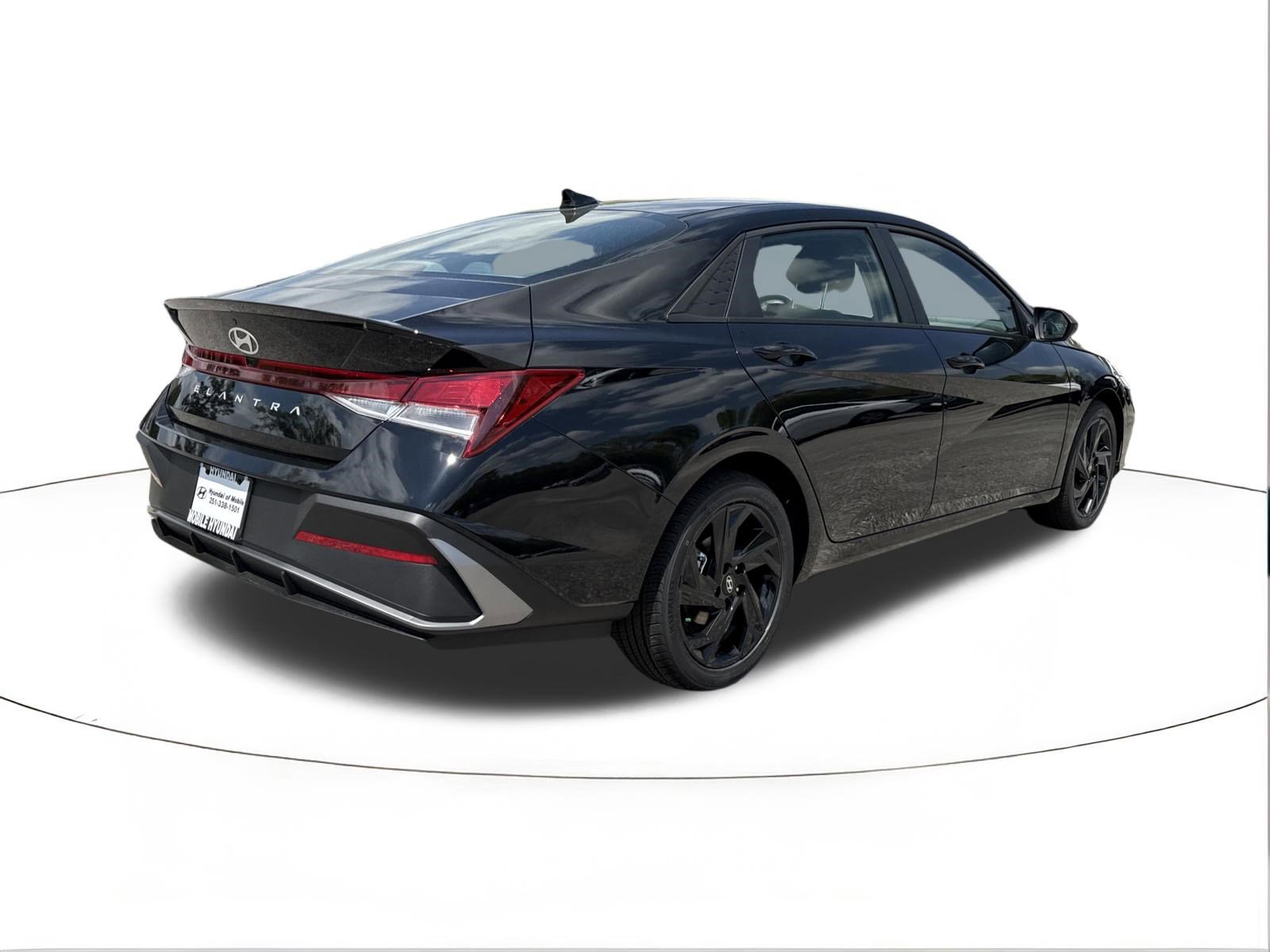 New 2026 Hyundai Elantra Sport FWD image 3