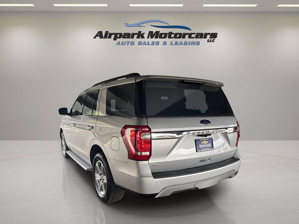 Used 2019 Ford Expedition XLT w/ Equipment Group 202A image 3