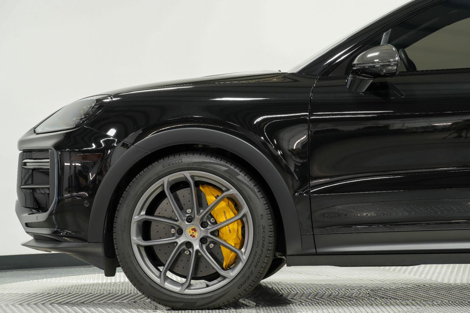 Used 2024 Porsche Cayenne Turbo GT AWD/4WD image 14
