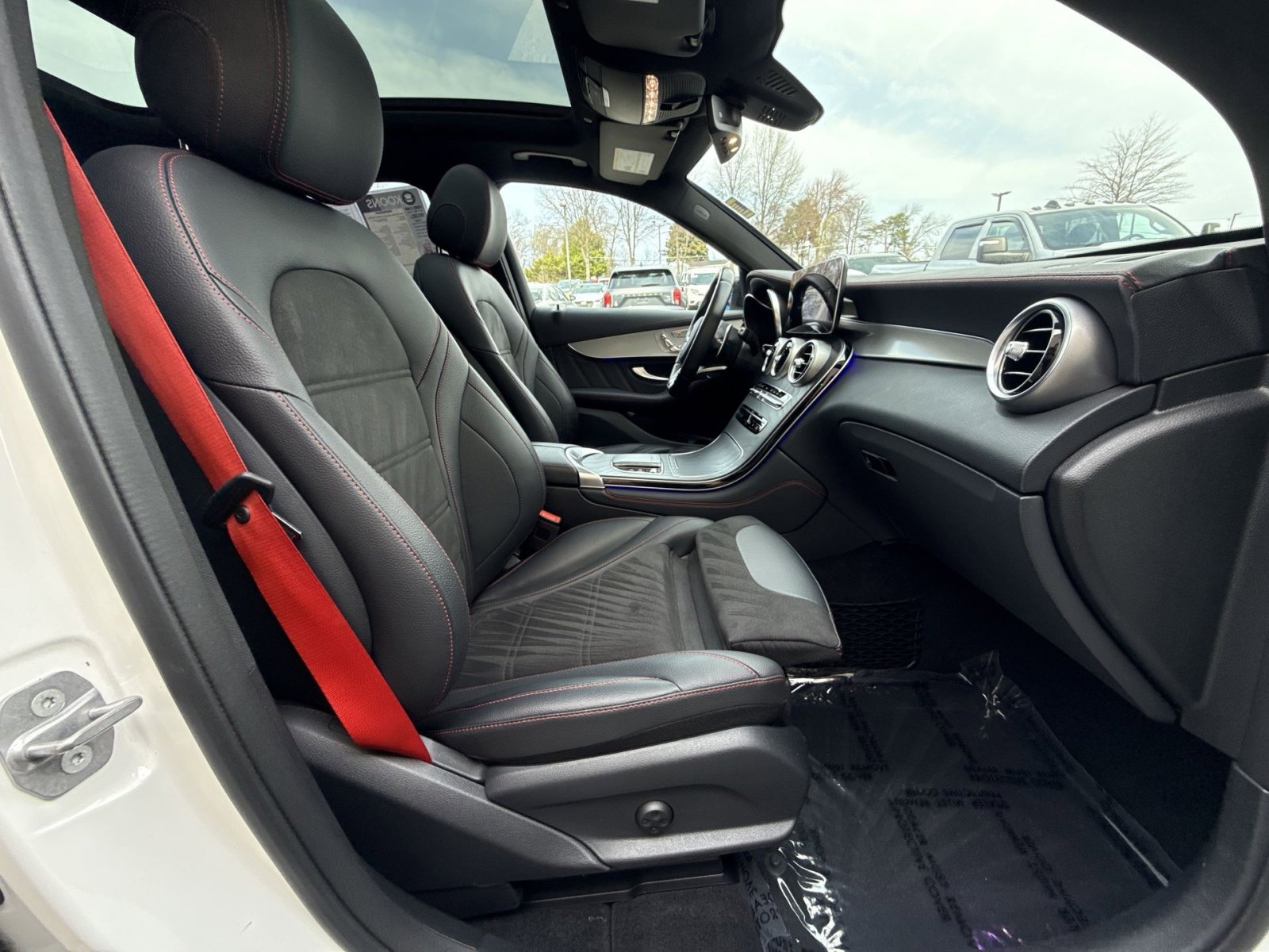 Used 2020 Mercedes-Benz GLC 43 AMG 4MATIC image 24