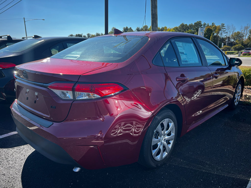 New 2026 Toyota Corolla LE image 2