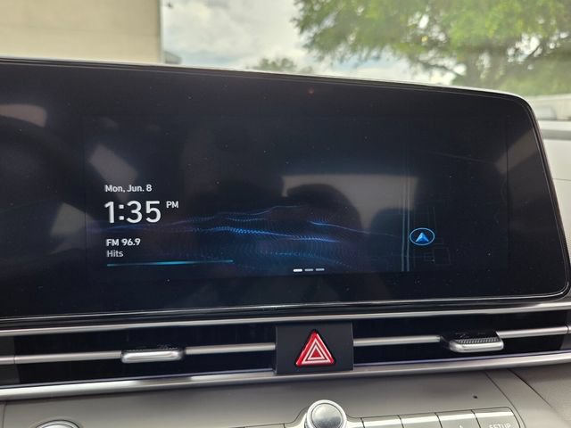 Used 2024 Hyundai Elantra SEL FWD image 22