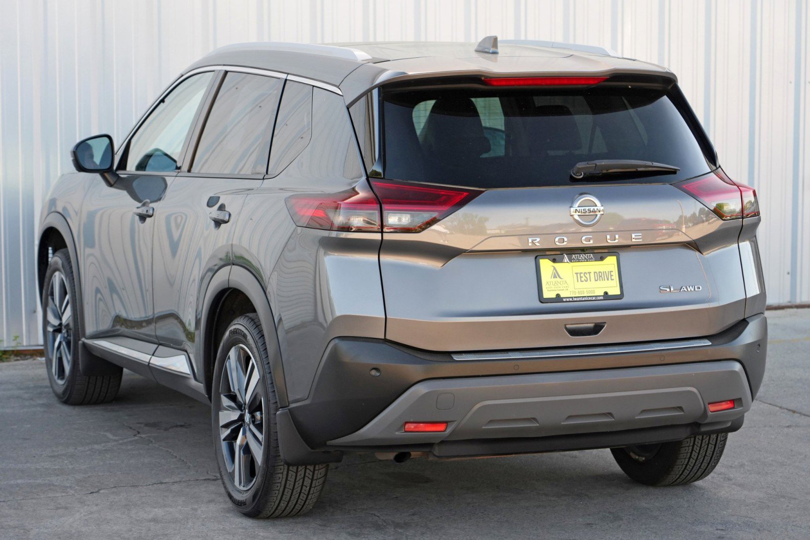 Used 2021 Nissan Rogue SL w/ Premium Package image 47
