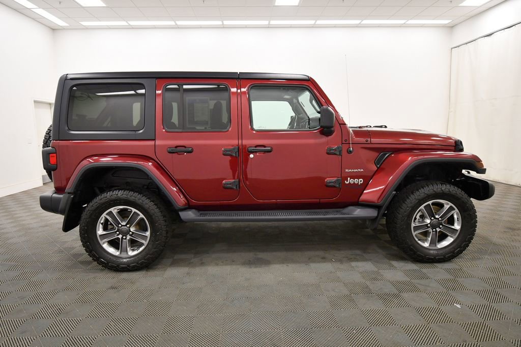Used 2021 Jeep Wrangler Unlimited Sahara w/ Dual Top Group AWD/4WD image 9