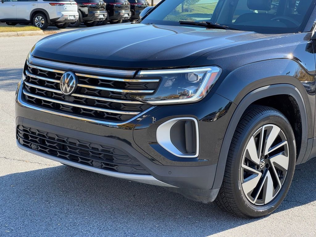 Used 2024 Volkswagen Atlas SE image 35