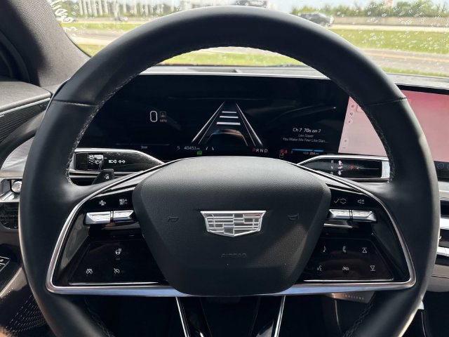 Used 2024 Cadillac Lyriq Luxury AWD/4WD image 27