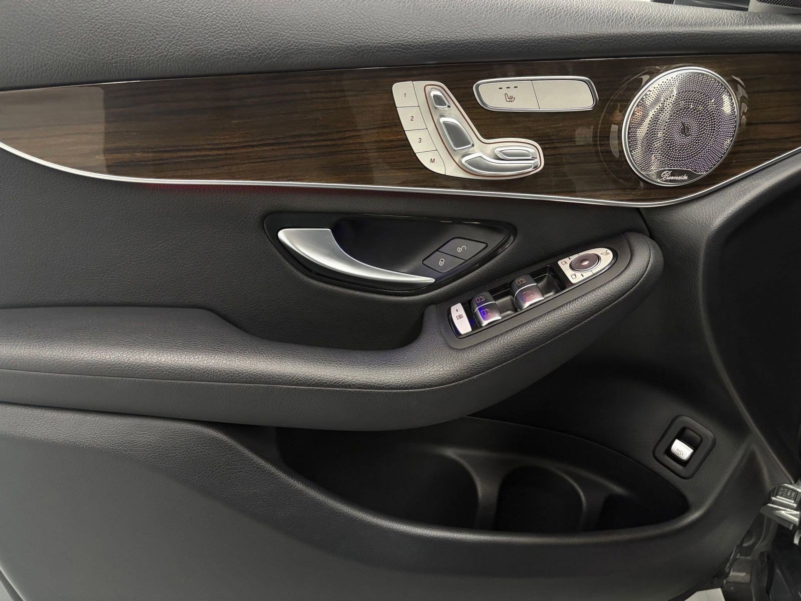 Used 2021 Mercedes-Benz GLC 300 4MATIC Coupe image 12