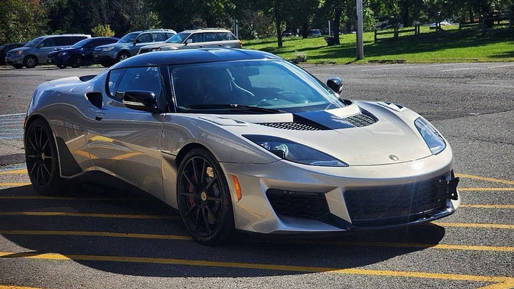Used 2020 Lotus Evora RWD image 5