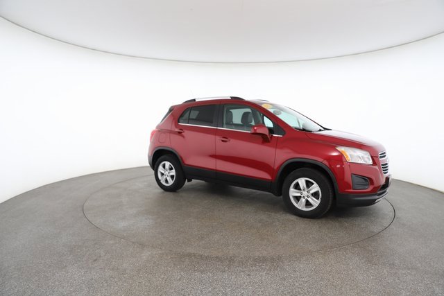 Used 2015 Chevrolet Trax LT w/ LT Sun and Sound Package image 25