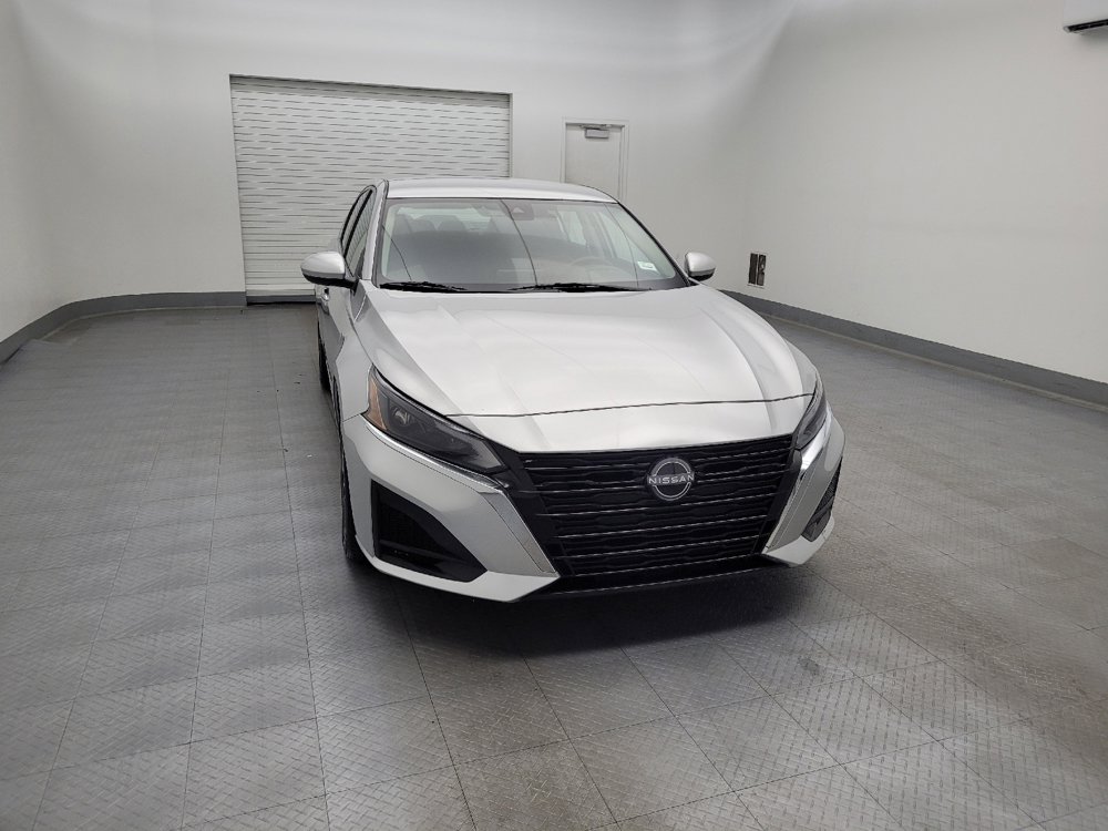 Used 2023 Nissan Altima 2.5 SV image 14