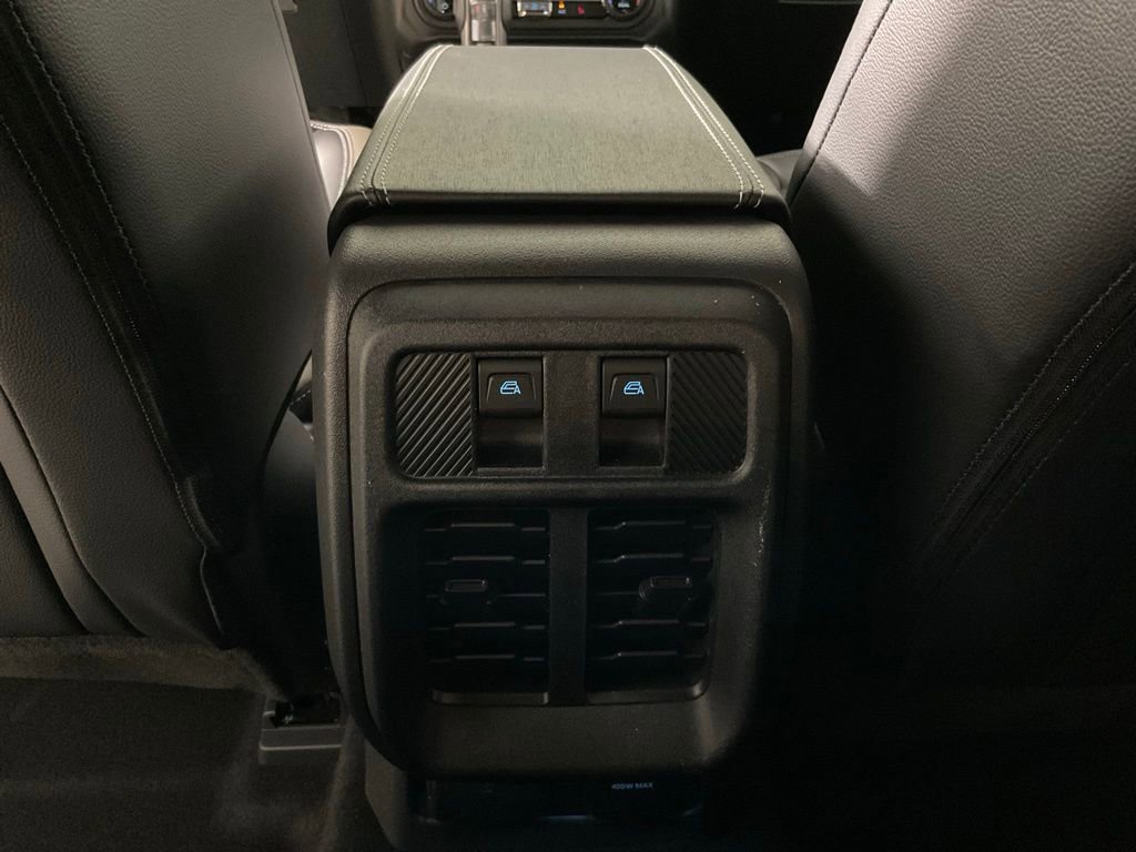 New 2026 Ford Bronco Outer Banks AWD/4WD image 17