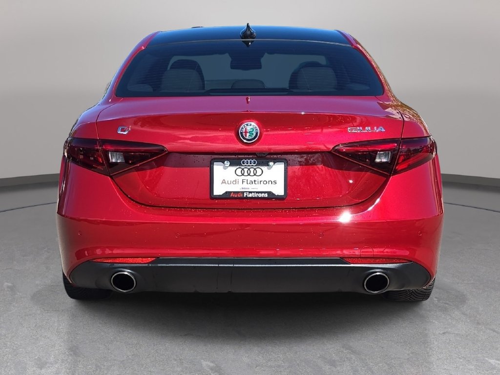 Used 2019 Alfa Romeo Giulia Ti w/ Quick Order Package 22X Lusso AWD/4WD image 7
